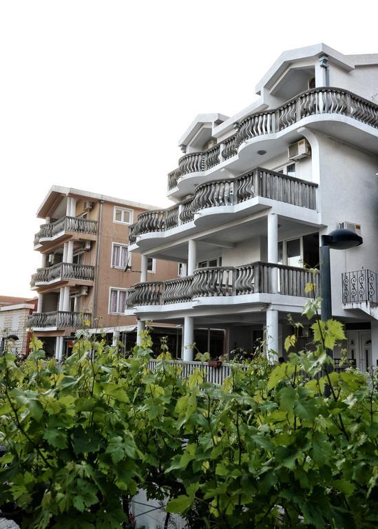Studio Apartmani Lemon Budva Eksteriør bilde